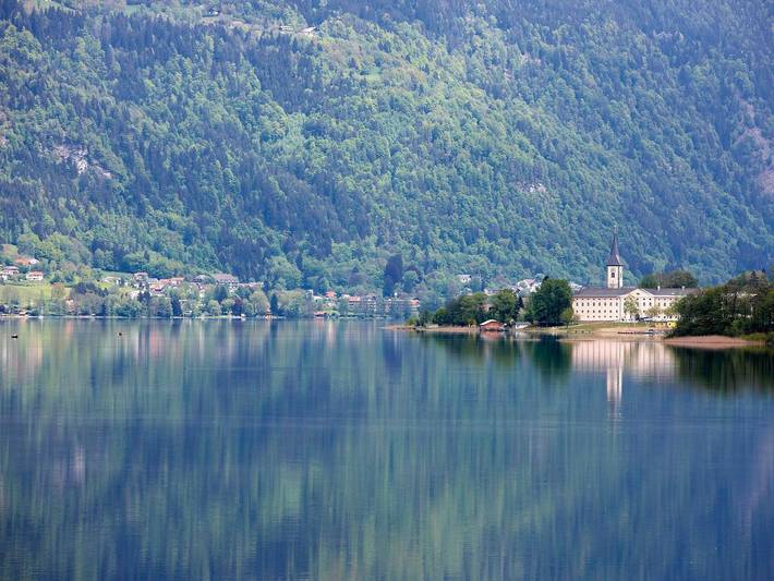 Hotel für 2 Personen, mit Terrasse und Seeblick am Ossiacher See