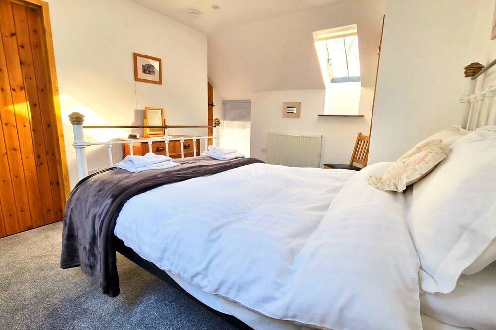 Cosy countryside cottage 10 mins drive from beach and amenities. in Devon