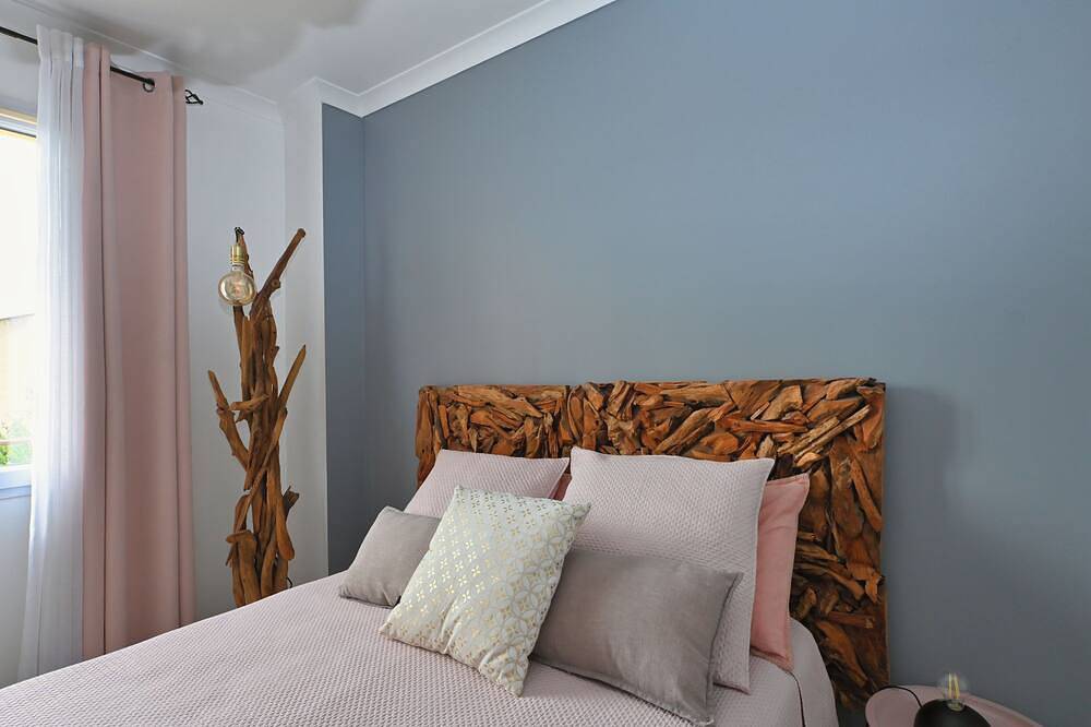 Beautiful traditional villa, 6 travellers, all comforts with swimming pool in Bouillargues, Region de Nimes