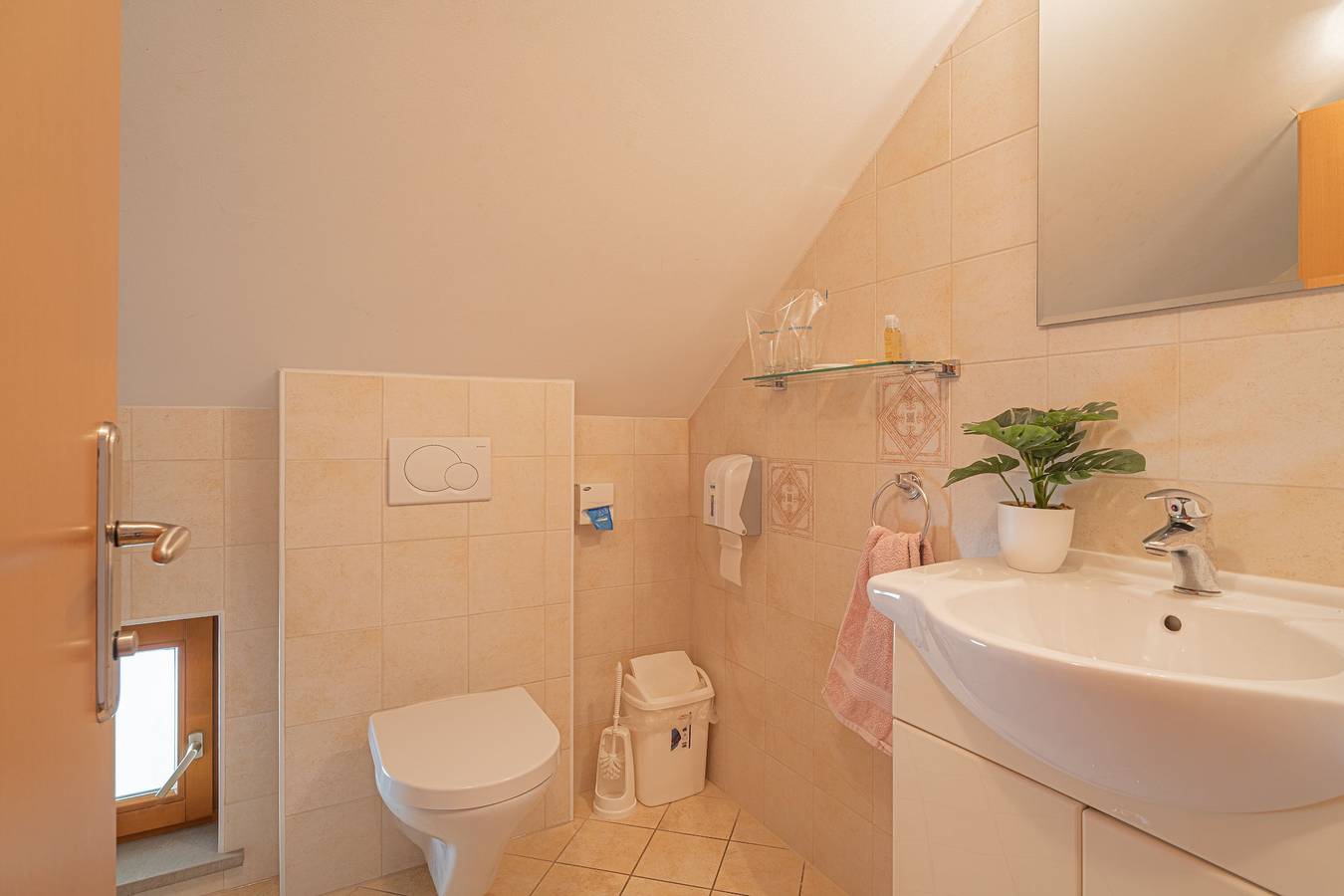 Hotel für 2 Personen mit Balkon in Cerknica, Innerkrain-Karst