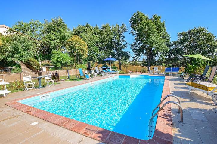 Agriturismo per 6 persone, con piscina in Magliano in Toscana