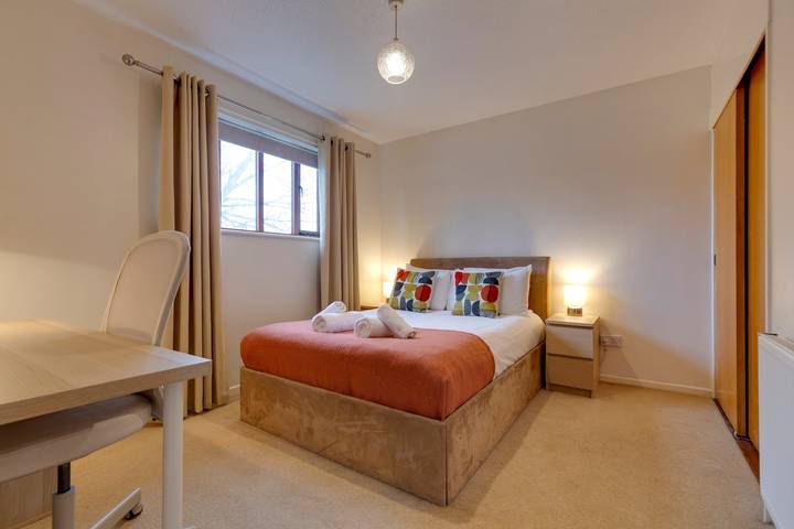 Pass the Keys | Spacious Modern Home near River Cam | Free Parking in Cambridge, Cambridgeshire