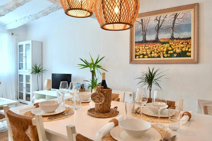 Casa de vacaciones para 4 personas, con terraza además de vistas y piscina en Provincia de Tarragona - 2