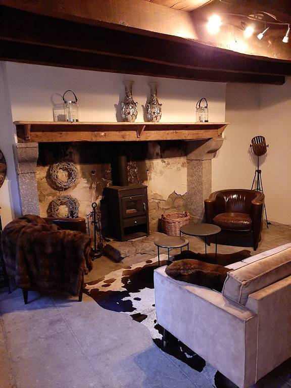 Gîte pour 4 personnes, avec terrasse et jardin, animaux acceptés