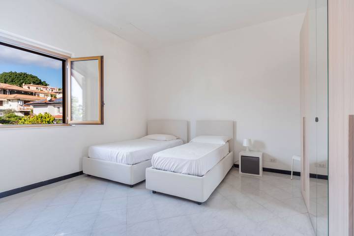 Location de vacances pour 6 personnes, avec balcon à Aci Castello - 4