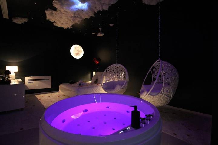 Hôtel pour 2 personnes, avec Jacuzzi et Vue dans Jujurieux