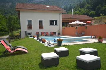 Chambre d’hôte pour 2 personnes, avec piscine et jardin dans la Drôme