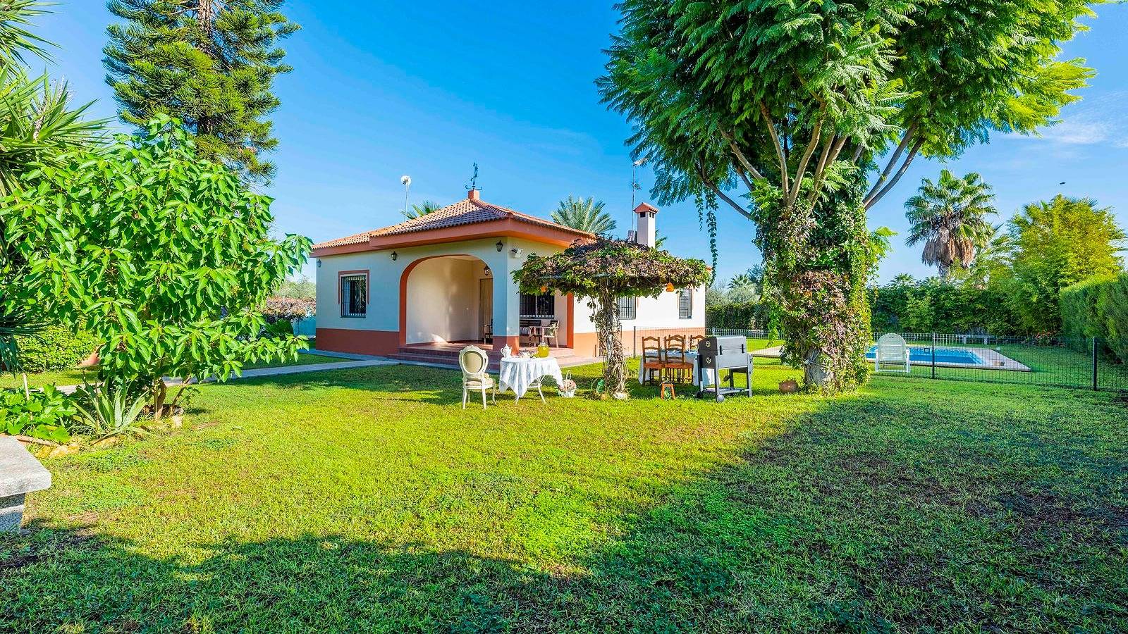 Huerta Tío Pipa Aznalcázar by Ruralidays in Aznalcázar, Sevilha Província