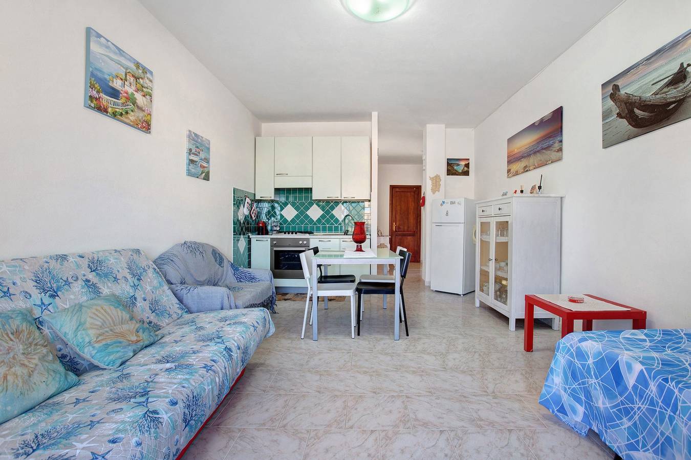 Ferienhaus 100 m vom Strand mit privater Terrasse, Balkon und Klimaanlage in Lu Bagnu, Castelsardo