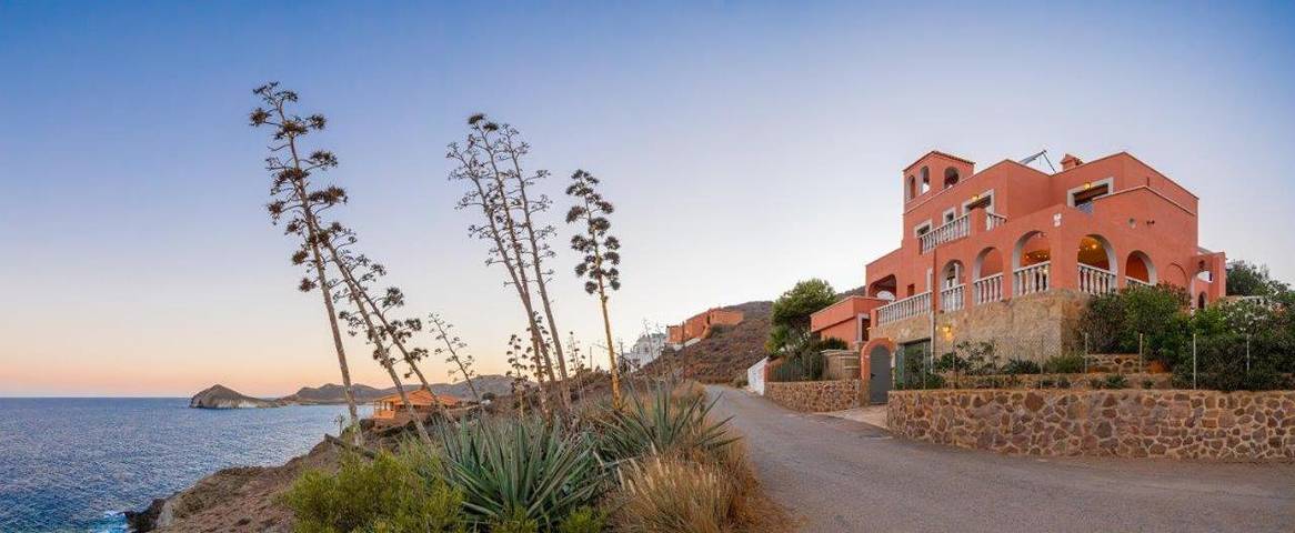 Chalet para 8 personas, con Balcón y Terraza además de Jardín y Piscina en Provincia de Almería - 2