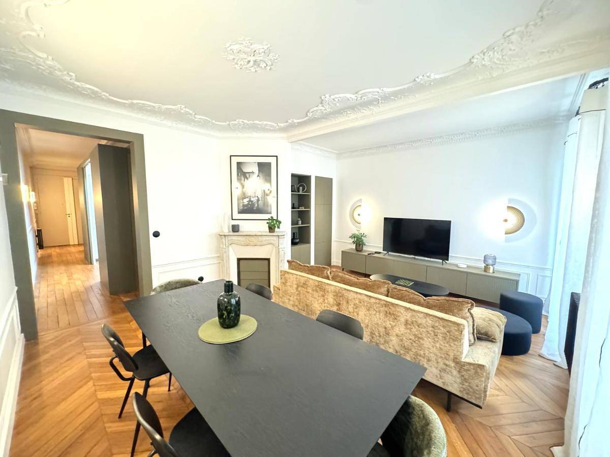 Appartement entier, Parisian Luxury Style - Heart of Montparnasse in Paris, Île de France