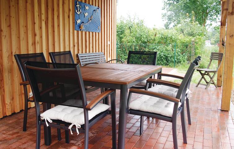 Ferienhaus für 6 Personen, mit Terrasse und Garten in Fuhlendorf - 4