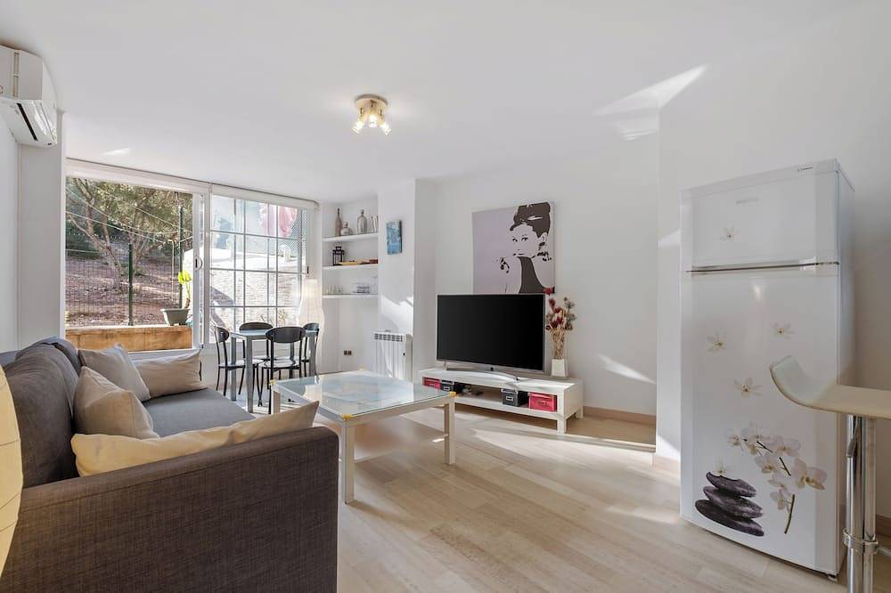 Entire apartment, Apartment with terrace in Son Armadans, Palma