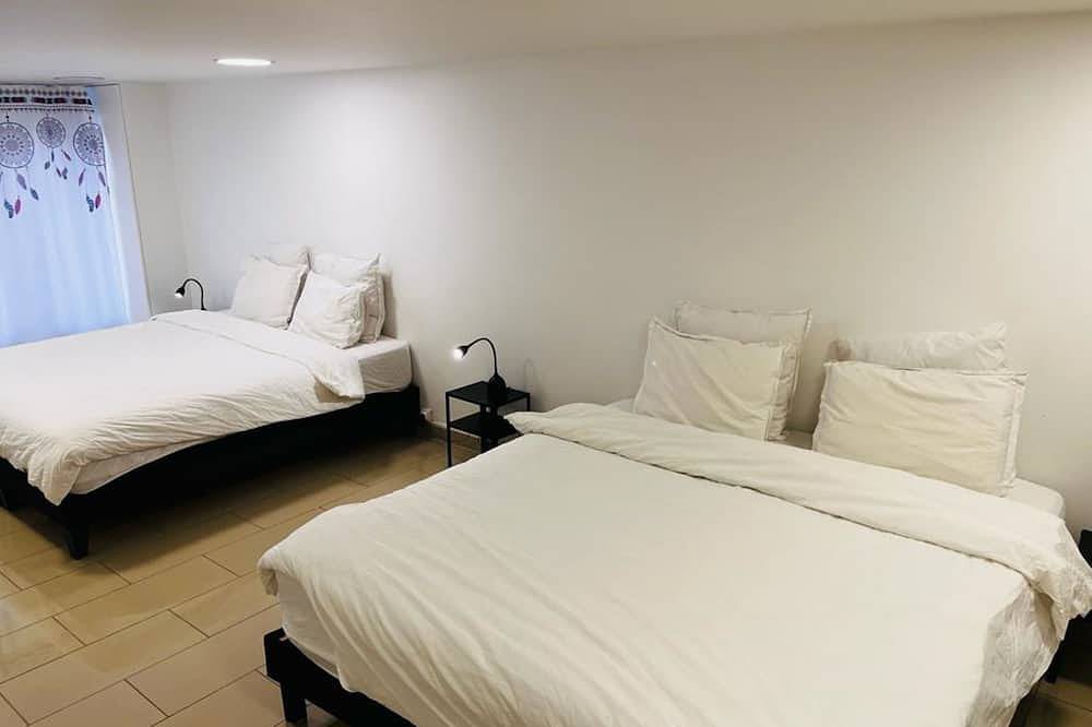 Apartamento entero, 100m² - terrace & private parking - near Paris, Cdg, Asterix, Disney in Villepinte, Sena-Saint Denis