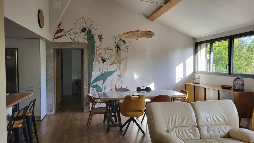 Apartamento para 4 personas, con jardín además de vistas y piscina en Elna