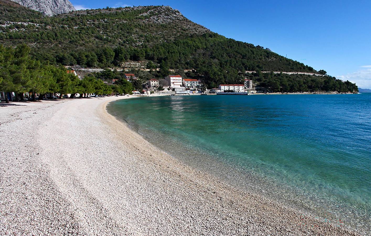 Ganze Ferienwohnung, Apartment mit Meerblick, Terrasse, WLAN, Klimaanlage und Parkplatz in Drvenik, Makarska Riviera