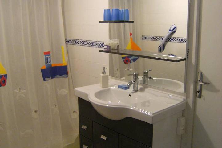 Gîte pour 2 personnes, avec jardin et jacuzzi, animaux acceptés à Saint-Jean-le-Thomas - 3