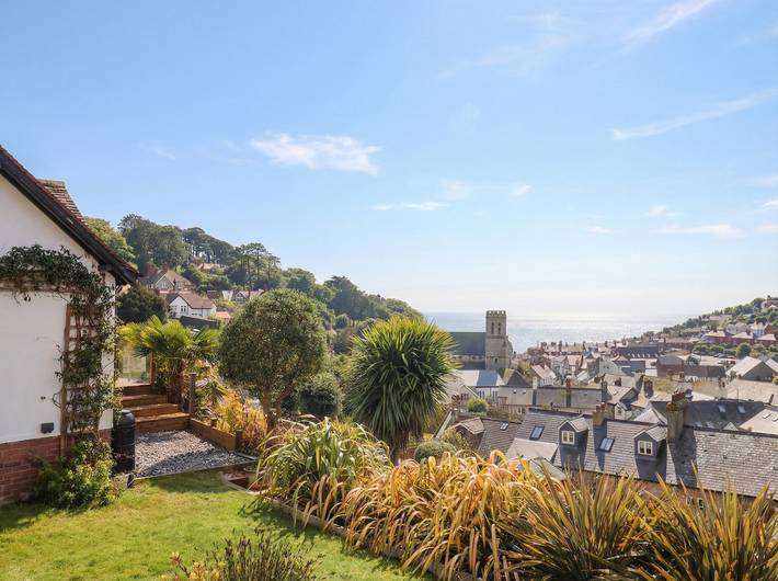Holiday rental for 6 people, with Terrace and Garden as well as View in Beer (Devon)