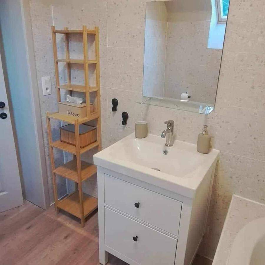 Appartement entier, Summer Lodge - La grange aux quatres saisons - Pairi Daiza in Gages, Brugelette