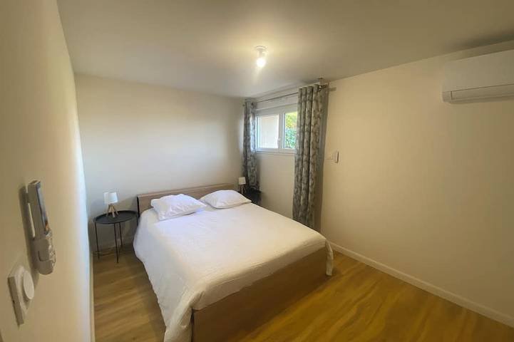 Gîte pour 6 personnes, avec terrasse à Montluel - 2