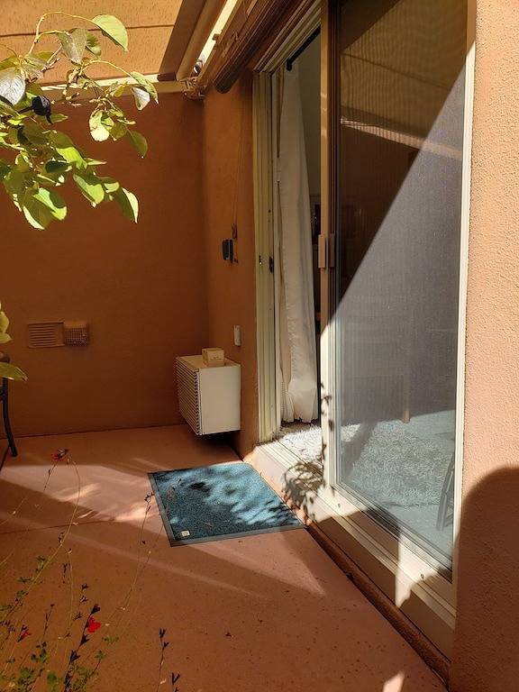 Ganze Wohnung, Elegante Five Star Studio im Herzen von Sedona mit Aussicht! in Sedona, Oak Creek Canyon