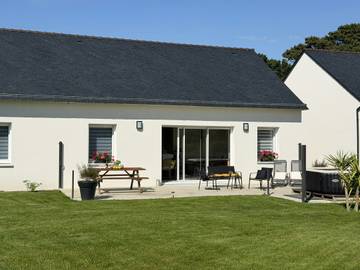 Maison De Vacances pour 6 Personnes dans Lilia, Plouguerneau, Photo 1