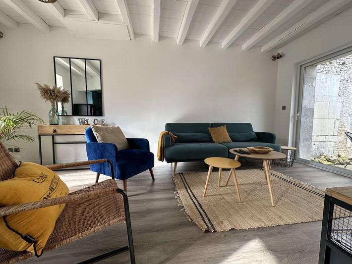 Gîte pour 6 personnes, avec jardin à Saint-Brice