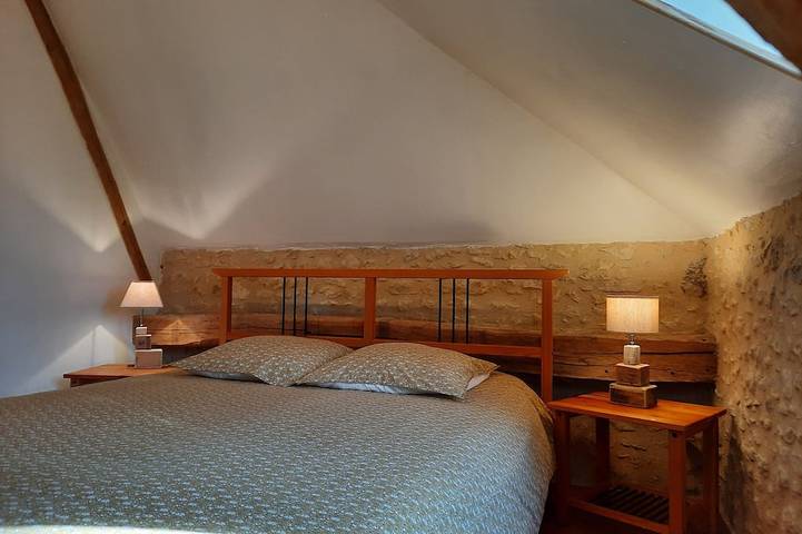 Location de vacances pour 8 personnes, avec jardin ainsi que piscine et terrasse à Cendrieux - 3