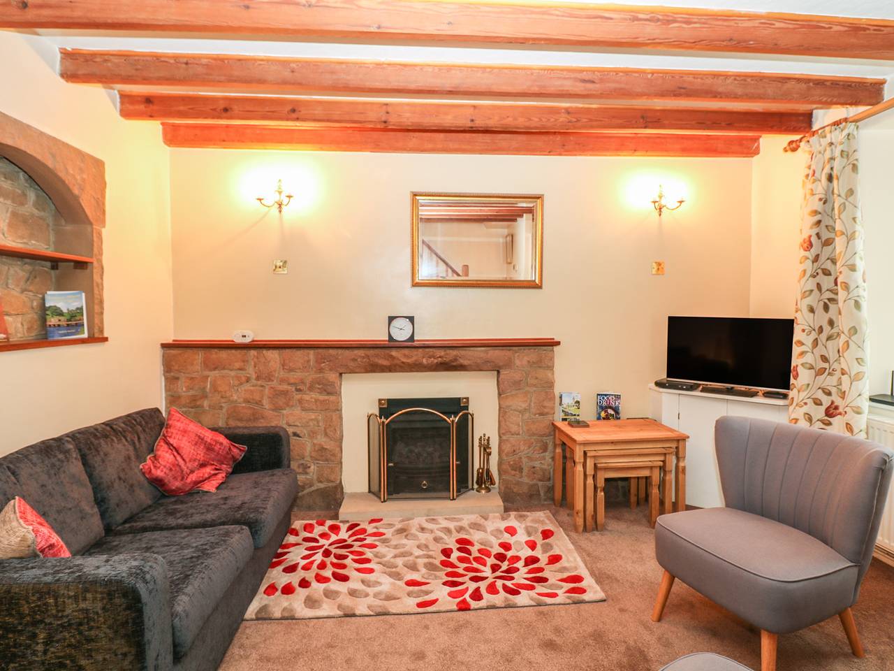 Pine Cottage in Youlgreave, Derbyshire