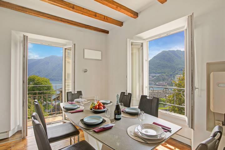 Ferienwohnung für 6 Personen, mit Balkon und Seeblick in Lugano
