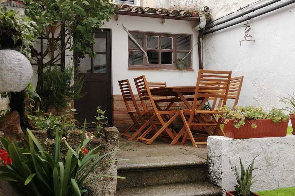 Centrally located house with patio in Banyoles, Pla de l'Estany