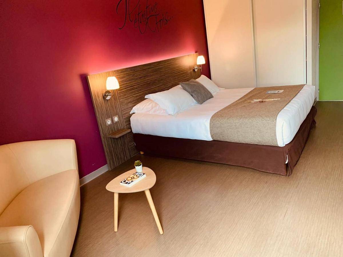 Kyriad Saint Chély d'Apcher - Aire de la Lozère in Albaret-Sainte-Marie, Massif Central