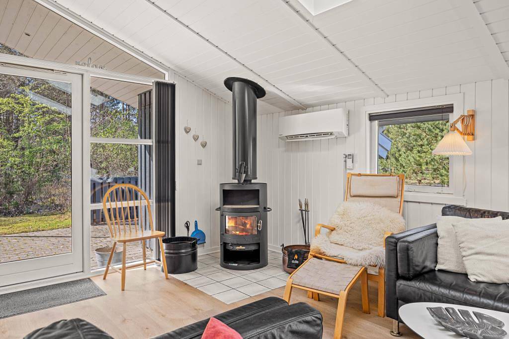 Klassisches Ferienhaus für 6 Personen + 2 Hunde mit Sauna & Außenwhirlpool  in Nørre Nebel, Varde