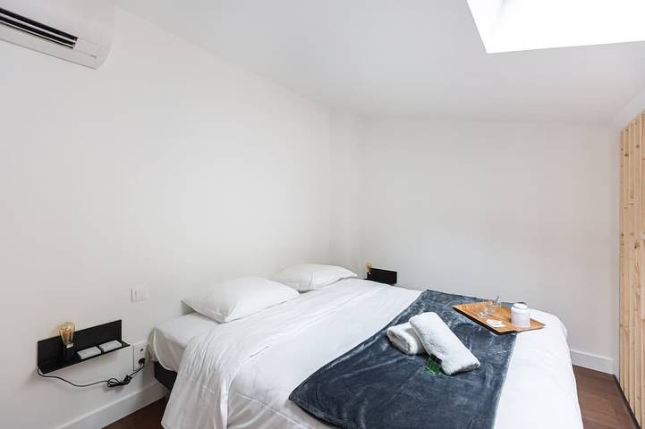 Apartamento entero, AC duplex in Bordeaux’s historic centre in Burdeos, Región de Burdeos
