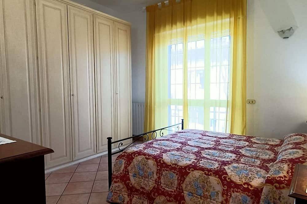 Ganze Wohnung, Stadtwohnung in Torre Del Lago Puccini mit 2 Schlafzimmern 5 Schlafplätzen in Torre del Lago Puccini, Viareggio