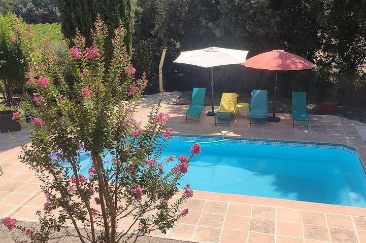 Location de vacances pour 6 personnes, avec terrasse et jardin à Le Thoronet - 2