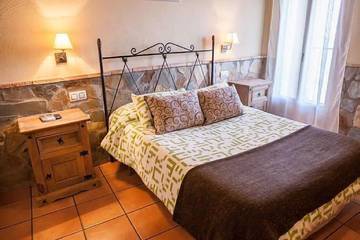 Cabaña para 6 Personas en Casas del Monte, Provincia de Cáceres, Foto 1