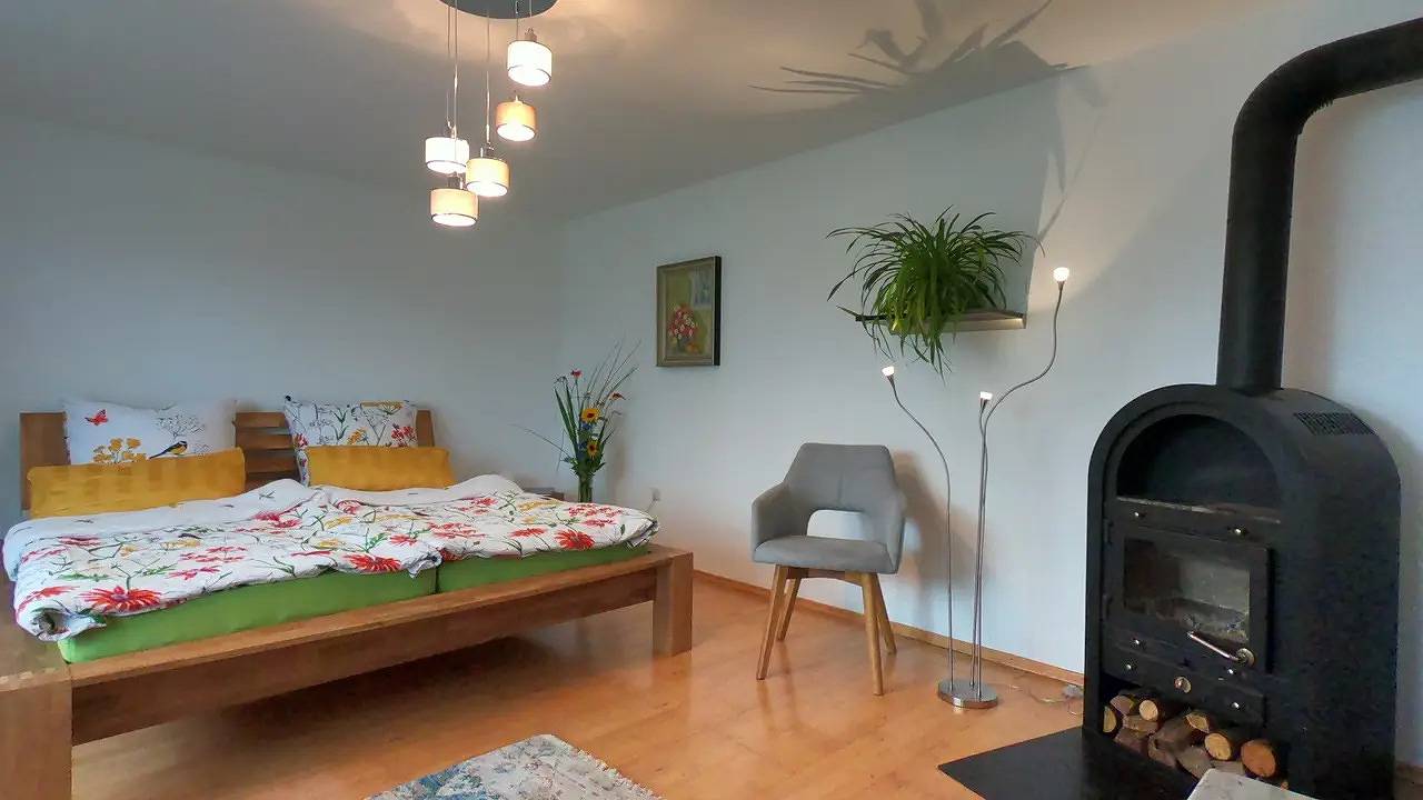 Ganze Ferienwohnung, Ferienwohnung für 3 Personen (43 m²) in Altenstadt (Oberbayern) in Altenstadt (Schongau), Romantische Straße