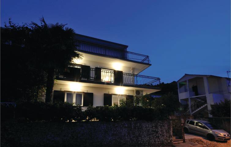 Holiday home for 10 people, with hot tub and terrace as well as sauna - 1