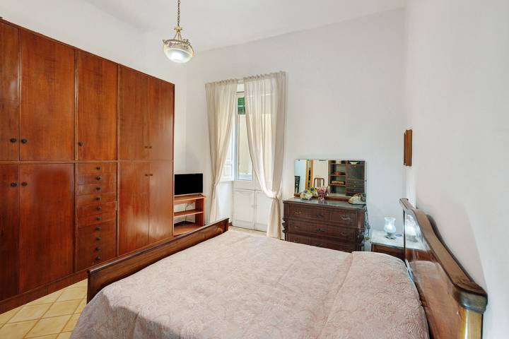 Appartamento intero, Appartamento 'Le Tre Corone' con Giardino Privato, Balcone e Wi-Fi in Salerno, Costa tirrenica Campania