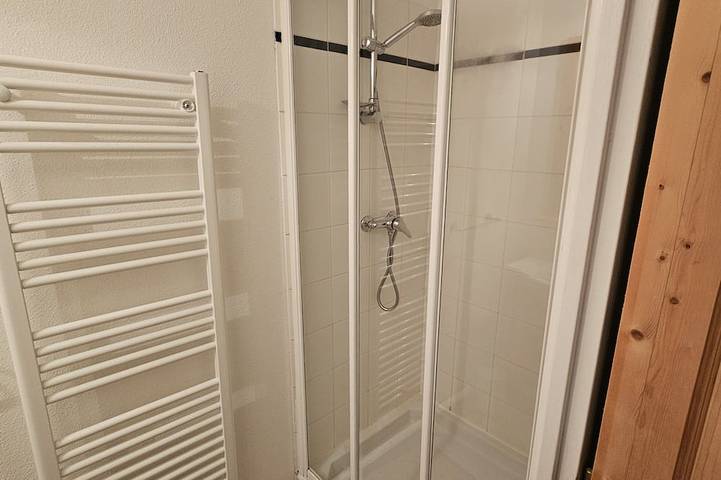 Apartamento de vacaciones para 8 personas, con piscina además de sauna y balcón - 1