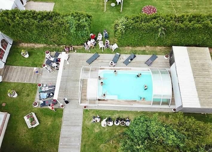 Gîte pour 80 personnes, avec jardin et piscine