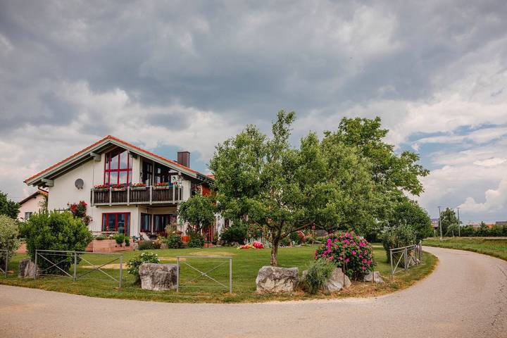 Pension für 2 Personen, mit Terrasse