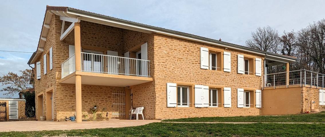 Chambre d’hôte pour 6 personnes, avec jardin et sauna dans Beaujolais - 3