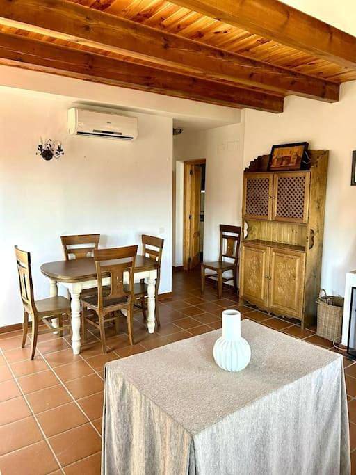 Chalet para 6 personas, con Balcón y Terraza además de Jardín y Vistas en Aracena - 4