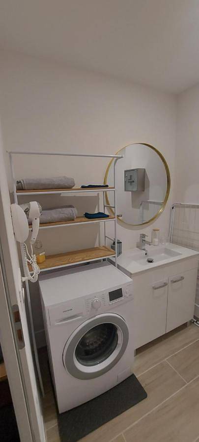 Gîte pour 4 personnes, avec balcon à Saint-Nazaire (Gard) - 2