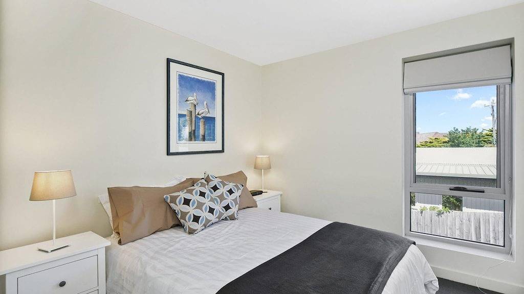 Ganze Wohnung, Apartment 9 Kalimna - Meerblick und kurzer Spaziergang in die Stadt in Lorne, Great Ocean Road