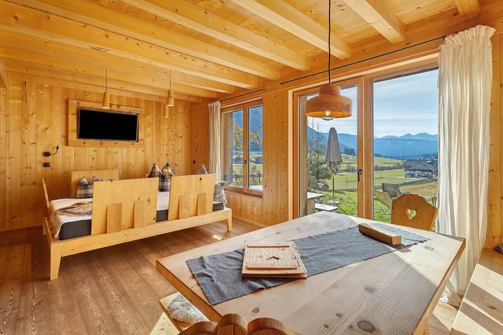 Hel lägenhet, Chalet 'Groudo Michl 4' with Mountain View, Shared Terrace and Wi-Fi in Villgratener Berge, Gsies