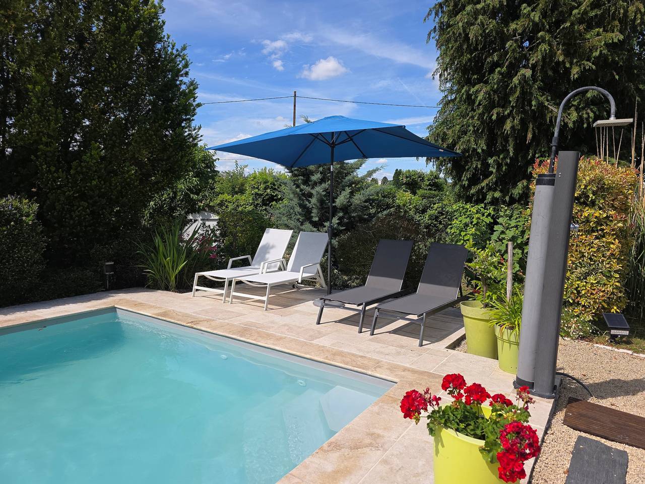 Gite l’Essentiel: Pool, Air Conditioning, Great Location in Sainte-Maure-de-Touraine, Chinon region