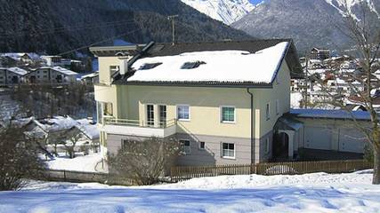 Ferienwohnung für 5 Personen, mit Terrasse in Arzl im Pitztal